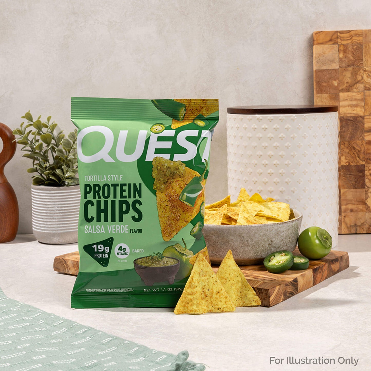 salsa-verde-tortilla-style-protein-chips-e9 qst-016419-salsa-verde-tortilla-style-protein-chips_5.jpg
